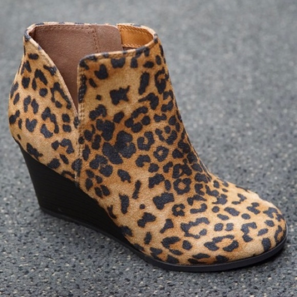 JIMMY leopard Print Booties - Picture 2 of 4